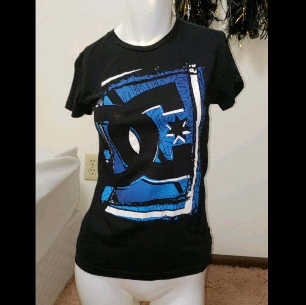 DC tshirt